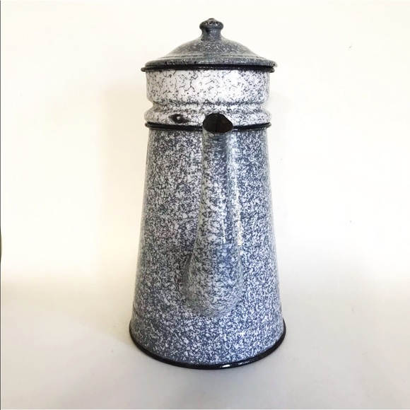 Vintage Farmhouse Kitchen Enamelware Coffee Pot - Picture 5 of 8